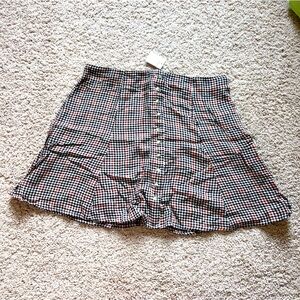 NEW American Eagle Plaid Skirt Black White Red Button Formal Skirt (size 6)